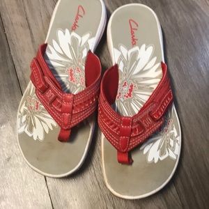 clarks womens cloudsteppers breeze sea flip flops